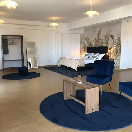 Hotel Thalassa & *