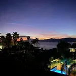 Thalassa Panoramic מלון *
