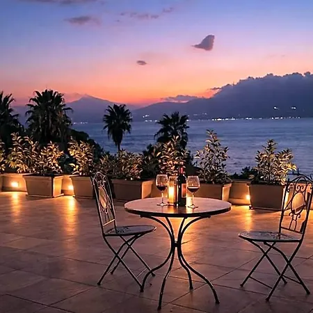 Thalassa Panoramic Hotel *